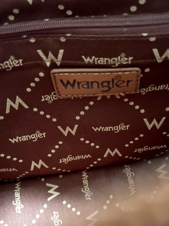 Wrangler Aztec Concealed Carry Canvas Tote Collection  Wrangler Pink Aztec Tote Crossbody Bag Western Canvas Guitar Strap Pom Pom NWT